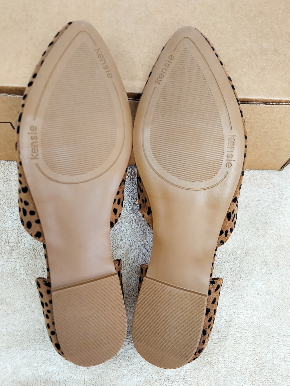 Kensie Neutral Tan/Black Leopard Print Cut Out Flat Loafers Women's Size 6.5 New - Picture 11 of 12